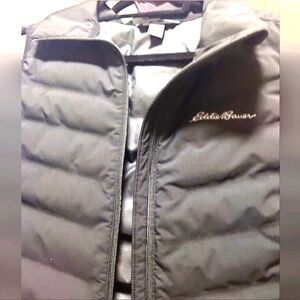 EDDIE BAUER MOTIONLOFT BLACK HYBRID VEST, NEW, WOMENS LARGE